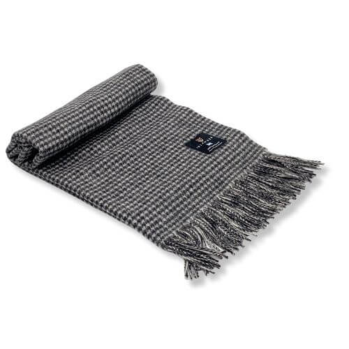 Black & White Dogtooth Lambswool Scarf