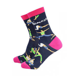 Navy blue women’s bamboo socks with colourful yoga poses and “Namaste” text, featuring bright pink toe and cuff – soft, breathable, and eco-friendly yoga socks.