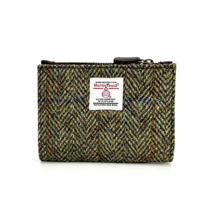  Front view: Harris Tweed Slim Purse in country green, highlighting the quilted design.