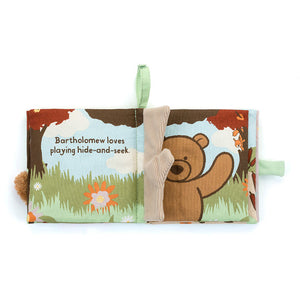 Open View: Highlights the perfect size for little hands, the soft book construction is ideal for curious exploration (suitable from birth!), and the colourful peek-a-boo flaps that reveal hidden surprises. A cuddly companion for story time!