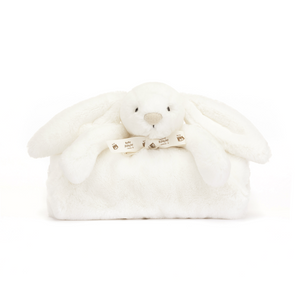 Close-Up of Jellycat Bashful Luxe Bunny Luna Blankie, featuring Luna Bunny's face and soft white fur.