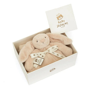 Gift-ready bliss! The Jellycat Bashful Luxe Bunny Willow Blankie comes presented in a beautiful satin sheen box, making it an unforgettable present.