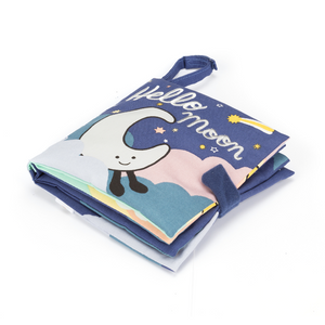Sensory playtime for bedtime! The 18cm x 18cm Hello Moon Fabric Book by Jellycat boasts crinkle pages, applique textures, and a mirror for baby development.