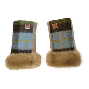 Ladies lambswool mittens in Chestnut & Blue Tartan with a faux fur cuff.