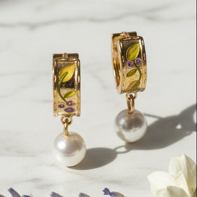 Blackberry Bramble Pearl Drop Gold Earrings